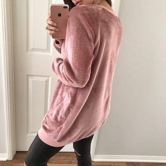 🆕 Dusty Rose Magical Sweater - Picture 2 of 8